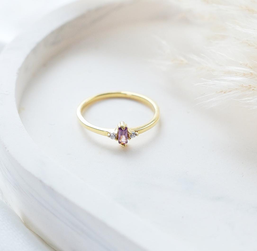 Elevate your style with our customizable rings, available in gold, rose gold, and silver. Each ring is crafted with precision, featuring hand-selected gemstones that reflect your unique taste. Personalize your piece for a refined, timeless look