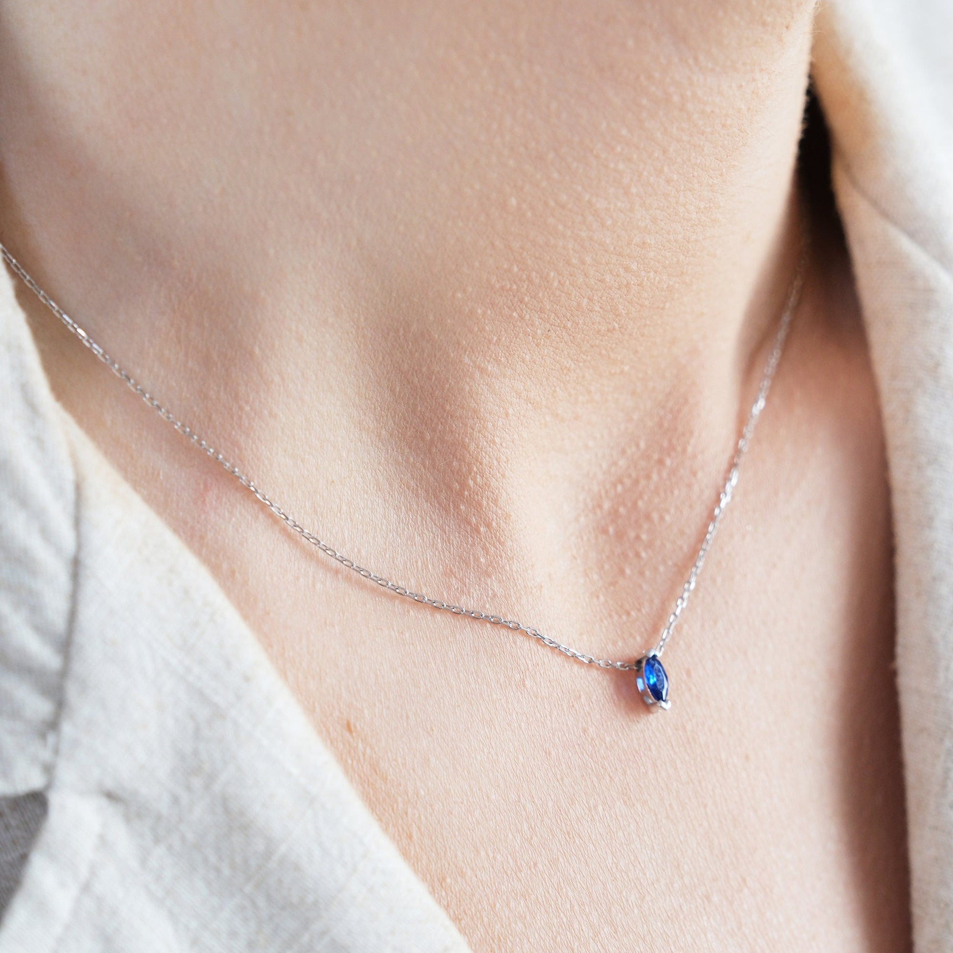 Create your own story with the customizable Stone Necklace. Choose from a variety of gemstones to reflect your personality or symbolize something special. this personalized piece is a unique way to express your individuality