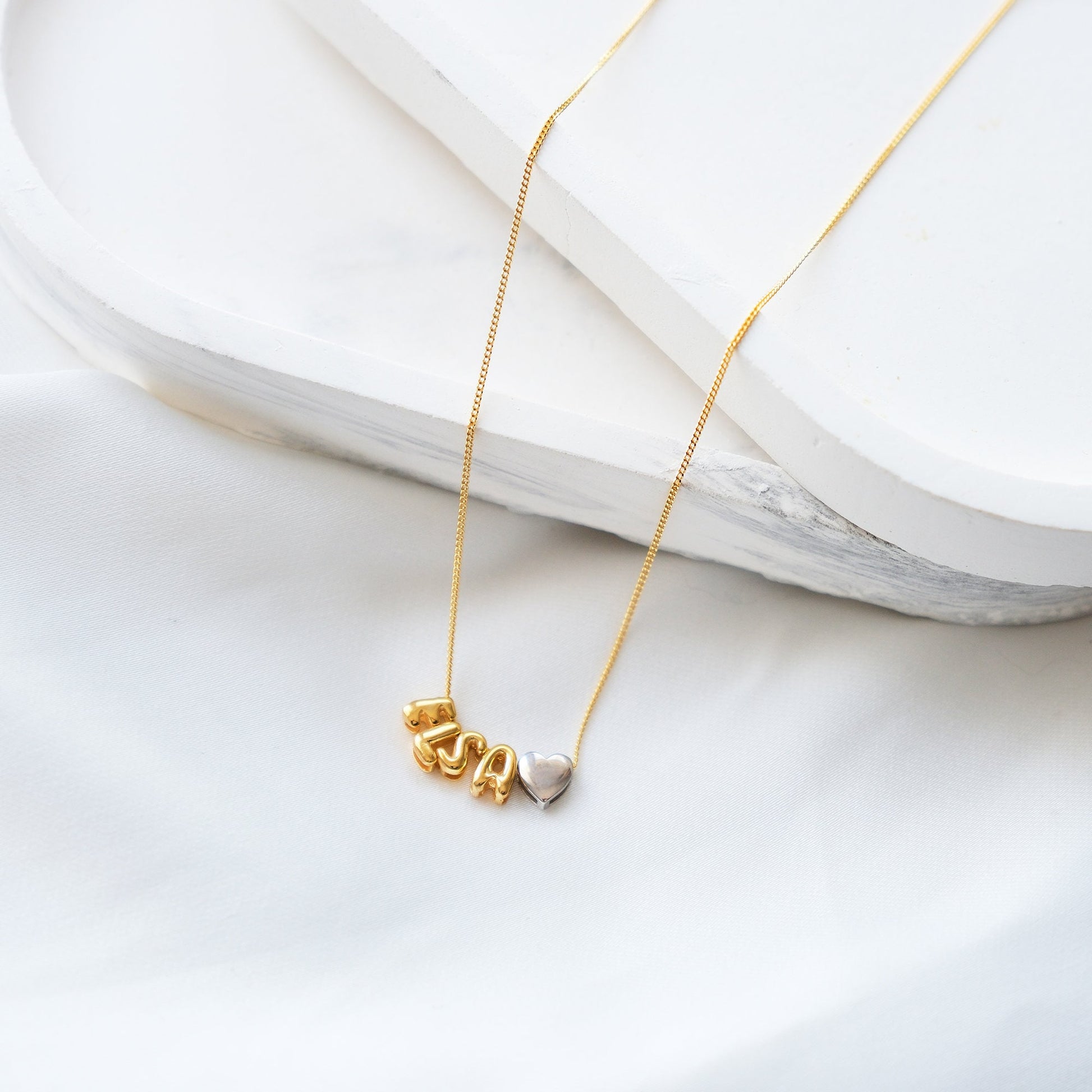 Woman Mother Girls Romantic Love Surprise Special Day Engagement Ceremony  Wedding Birthday Anniversary Charms Favorite Gift Best Selling Pendant Necklace Gift for Couples Easy Fast Delivery Letters Name Heart Balloon Cable Chain Chic Elegant Lover