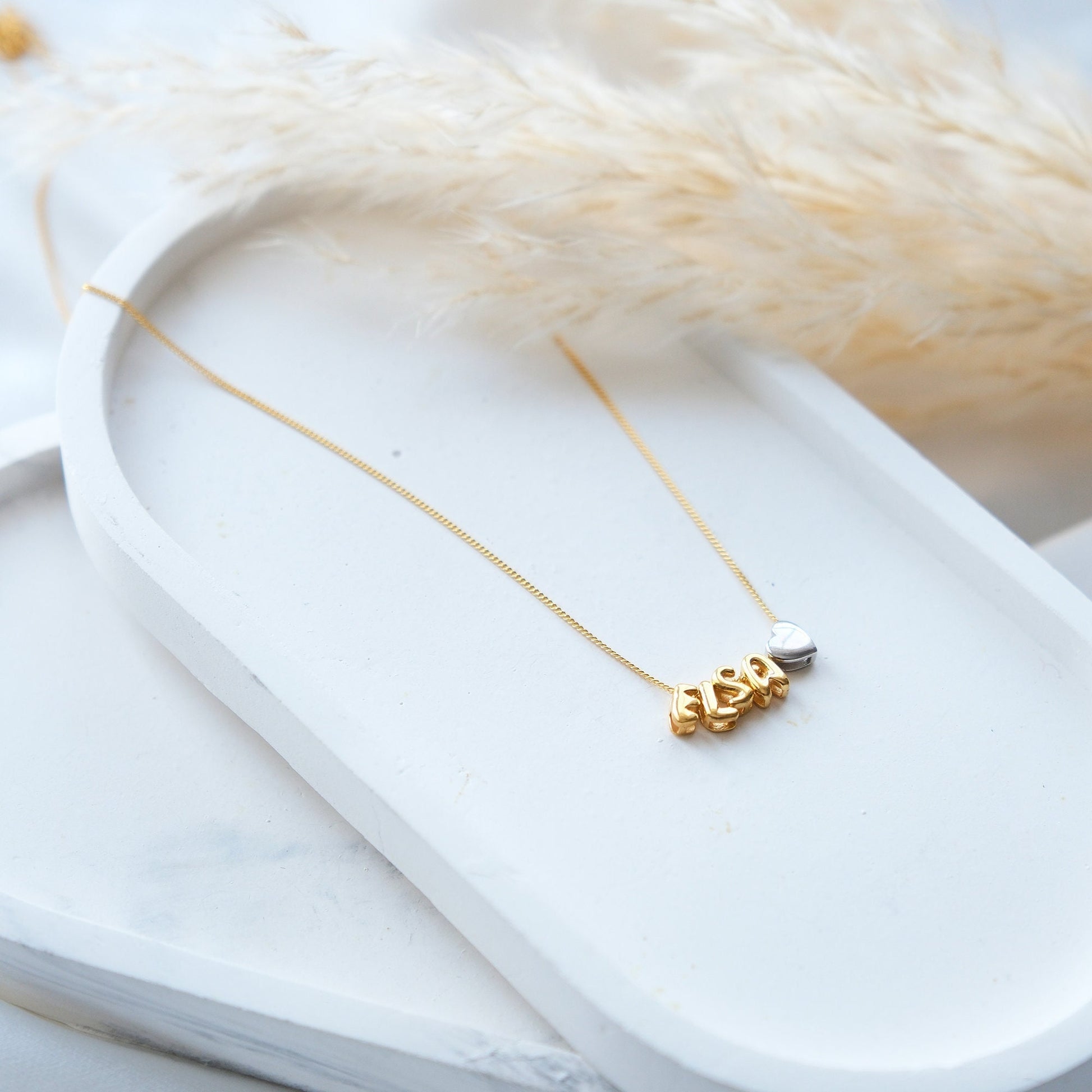 Woman Mother Girls Romantic Love Surprise Special Day Engagement Ceremony  Wedding Birthday Anniversary Charms Favorite Gift Best Selling Pendant Necklace Gift for Couples Easy Fast Delivery Letters Name Heart Balloon Cable Chain Chic Elegant Lover