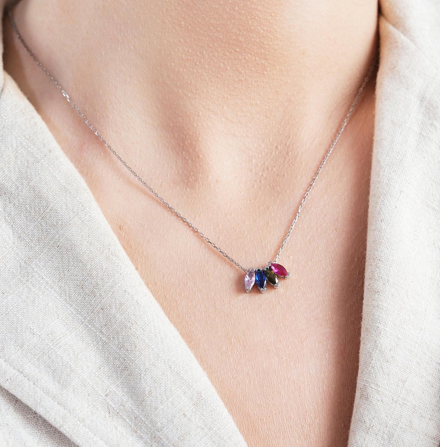 Our gemstone necklaces offer a unique design opportunity with customizable natural stones of your choice. Available in gold, silver, and rose gold plating, these high-quality and durable pieces allow you to personalize your style with elegance