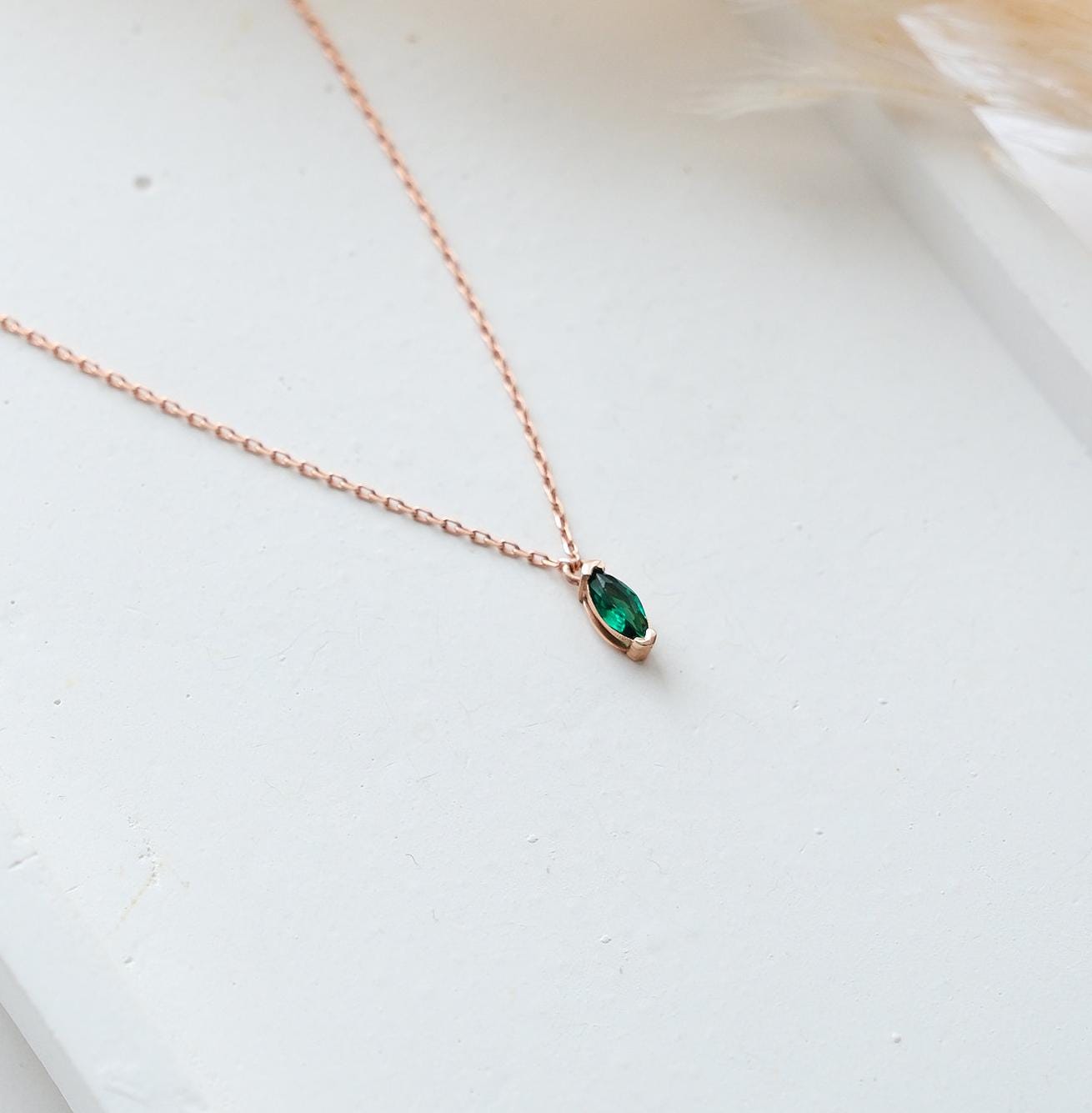 Our gemstone necklaces offer a unique design opportunity with customizable natural stones of your choice. Available in gold, silver, and rose gold plating, these high-quality and durable pieces allow you to personalize your style with elegance