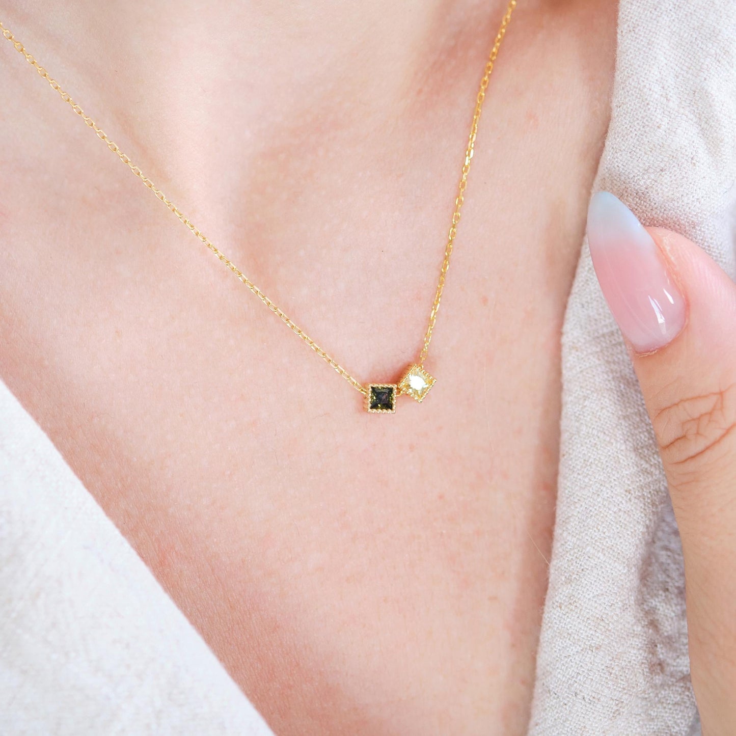 Dotted Elegance and Gemstone Sparkle: A Rose Gold, Gold, or Silver Necklace That Complements Every Look. Crafted with delicate dotted edges and a radiant gemstone centerpiece, this necklace brings a touch of luxury and versatility to any style.