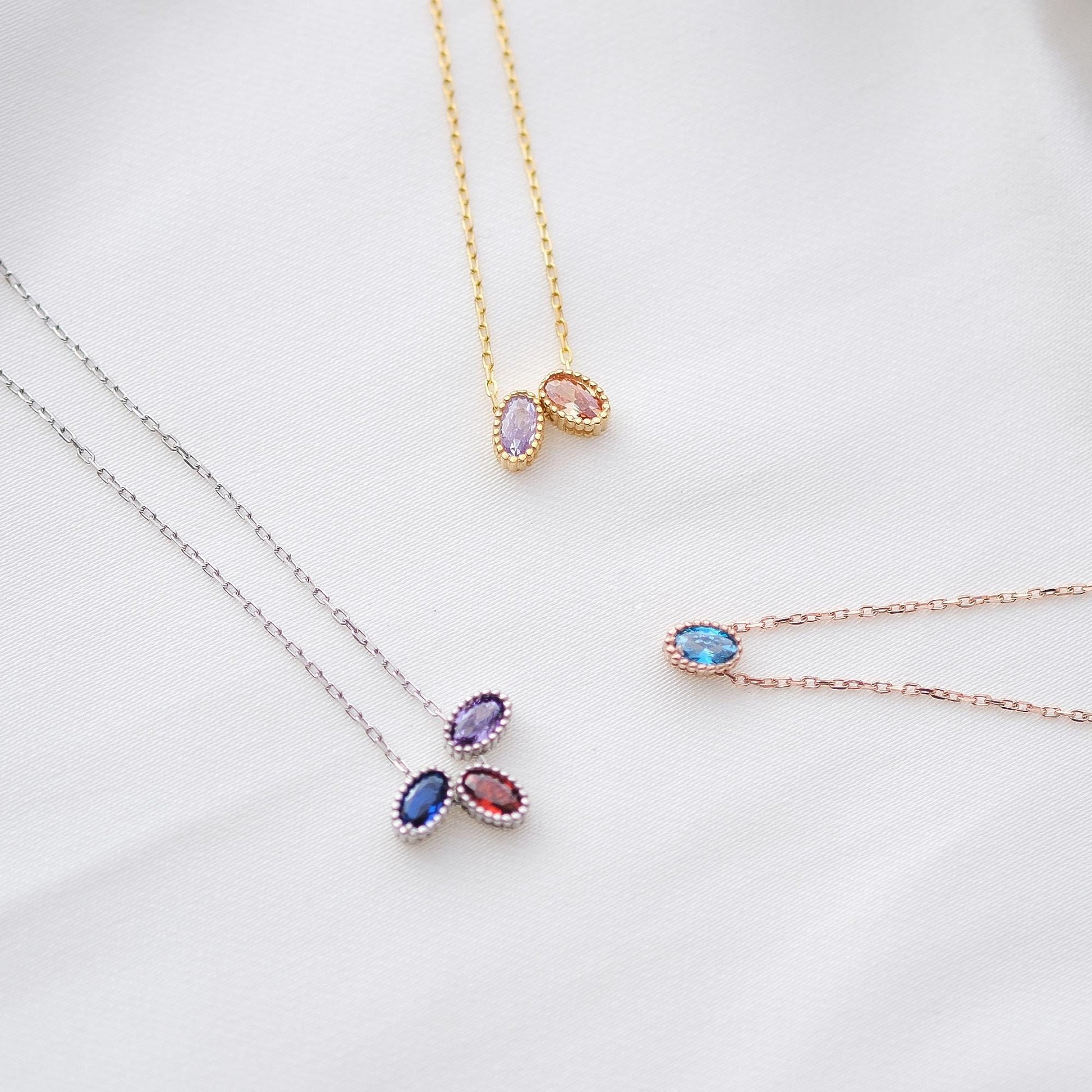 Explore the elegance of our almond-shaped gemstone necklaces featuring stunning natural stones Customizable with your choice of gemstone these unique pieces bring a refined and personal touch to any style perfect for daily wear as a thoughtful gift