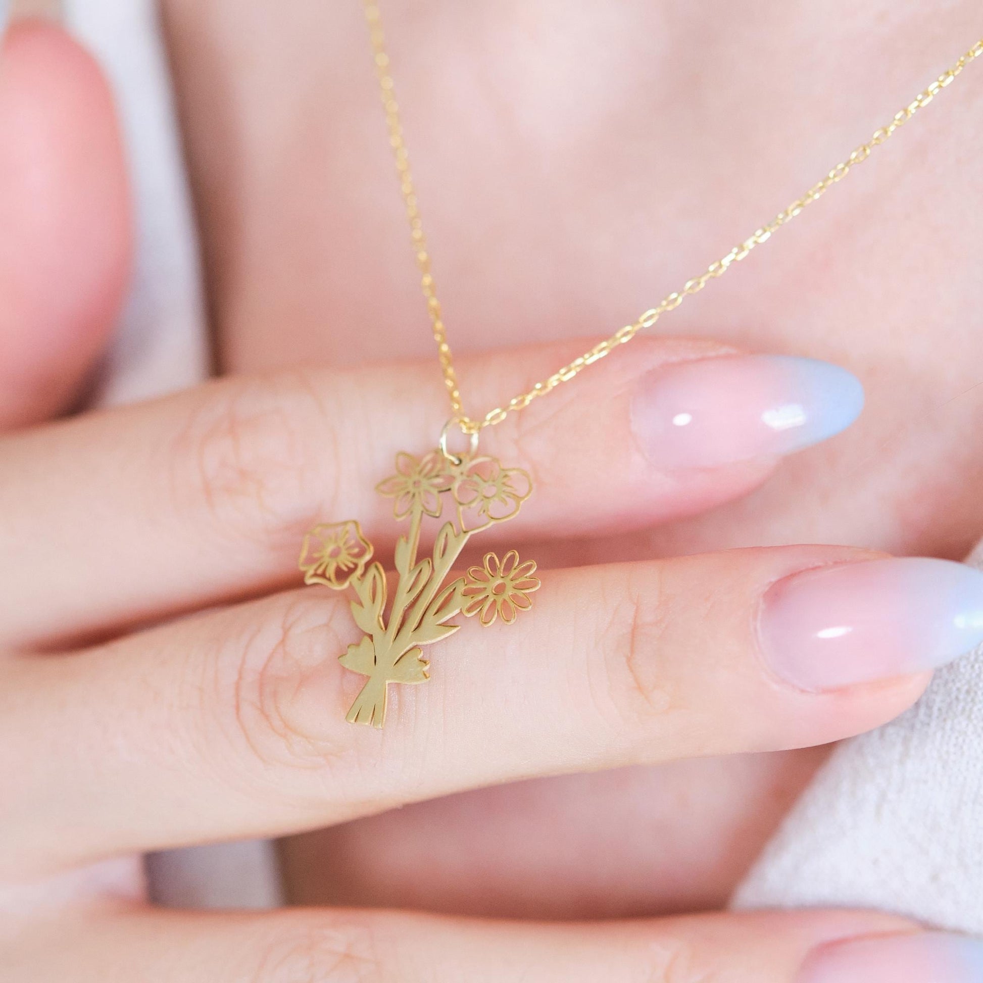 Rooted in Elegance, Available in Gold, Rose Gold, and Silver.
Discover our tree necklace, a symbol of growth and personal journey. Choose your metal and carry a timeless reminder of your unique story every day