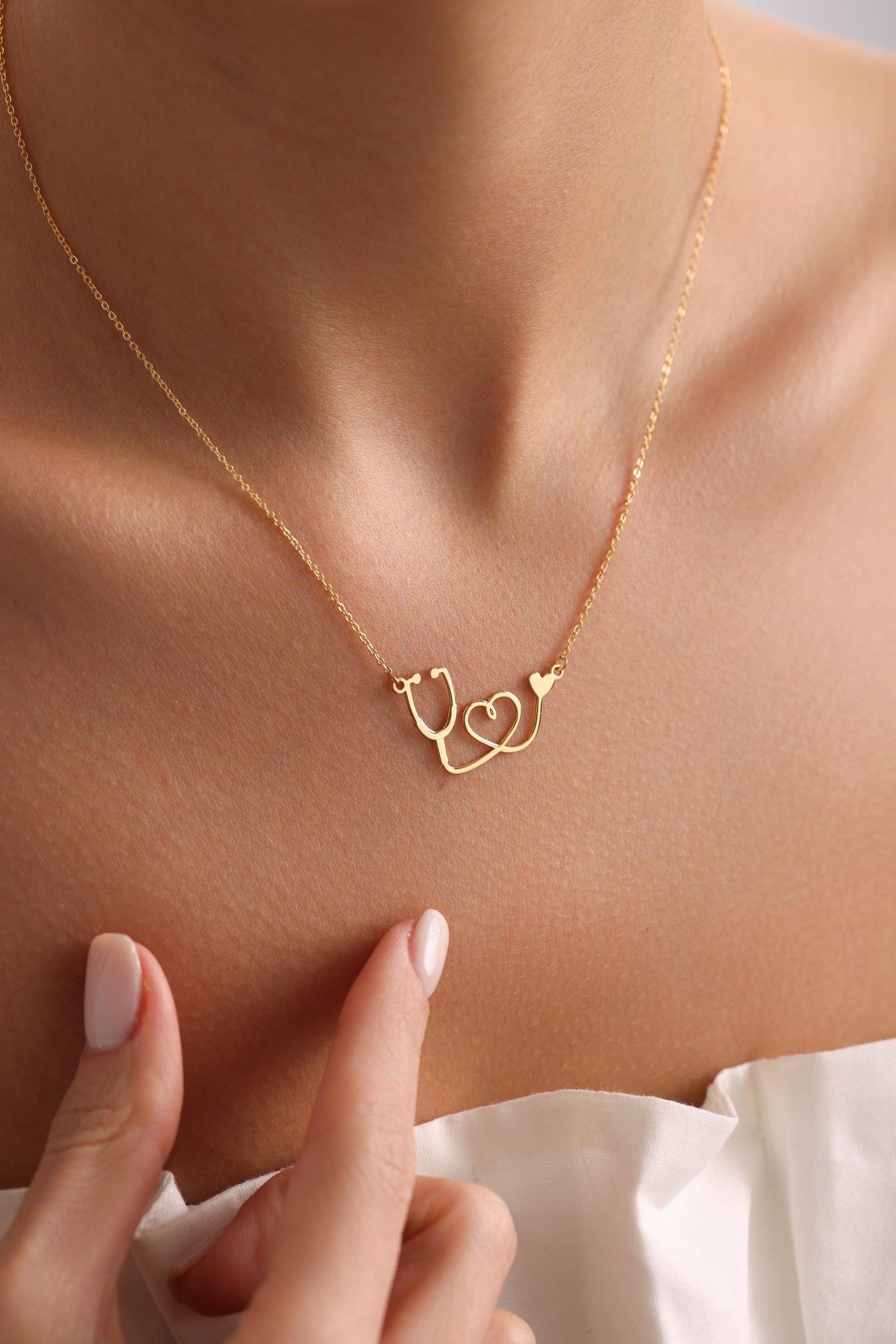 ECG and Statoscope Necklace Earring Combined Set for Health Workers Doctors Students Future Doctors Teenagers Former Health Employee Lovers
Woman
Mother
Worker
Nurse
Student
Couples
Girls
Unisex
Gift for 
Grandmothers
Happy
Romantic
Love
Surprise
Motivating
Loyalty
Remember
Fidelity
Memorial Days
Belonging
Special 
Date
Wear every
Anniversary 
Graduation 
Engagement Ceremony
Wedding
Birthdays
Causal Wear
Get Well Soon Gift
New Job
Personal Development
Promotion
Birthday
Routine
Beauty
New Baby