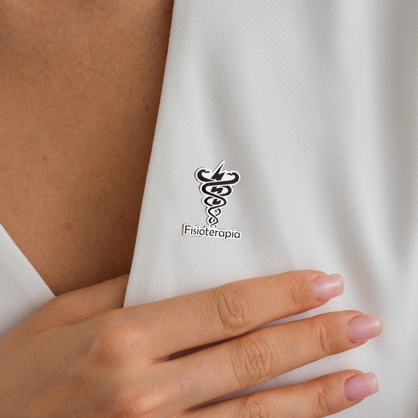 Material: Solid 925 Sterling Silver or 14K Solid Gold
• Finish: High-polish 
• Size: Approx. 2.2 cm
• Closure: Butterfly clutch pin back
• Hypoallergenic & nickel-free
• Handmade with expert craftsmanship
Physiotherapists  Fisioterapia Students Sports Therapists  Rehab Professionals White Coat Ceremonies  Graduation Gift
Elegant gift box
Ready for professional or personal gifting
Processing time: 2 3 business days
Ships from Turkey for EU orders
USA 2 5 business days
Europe 1 3 business days