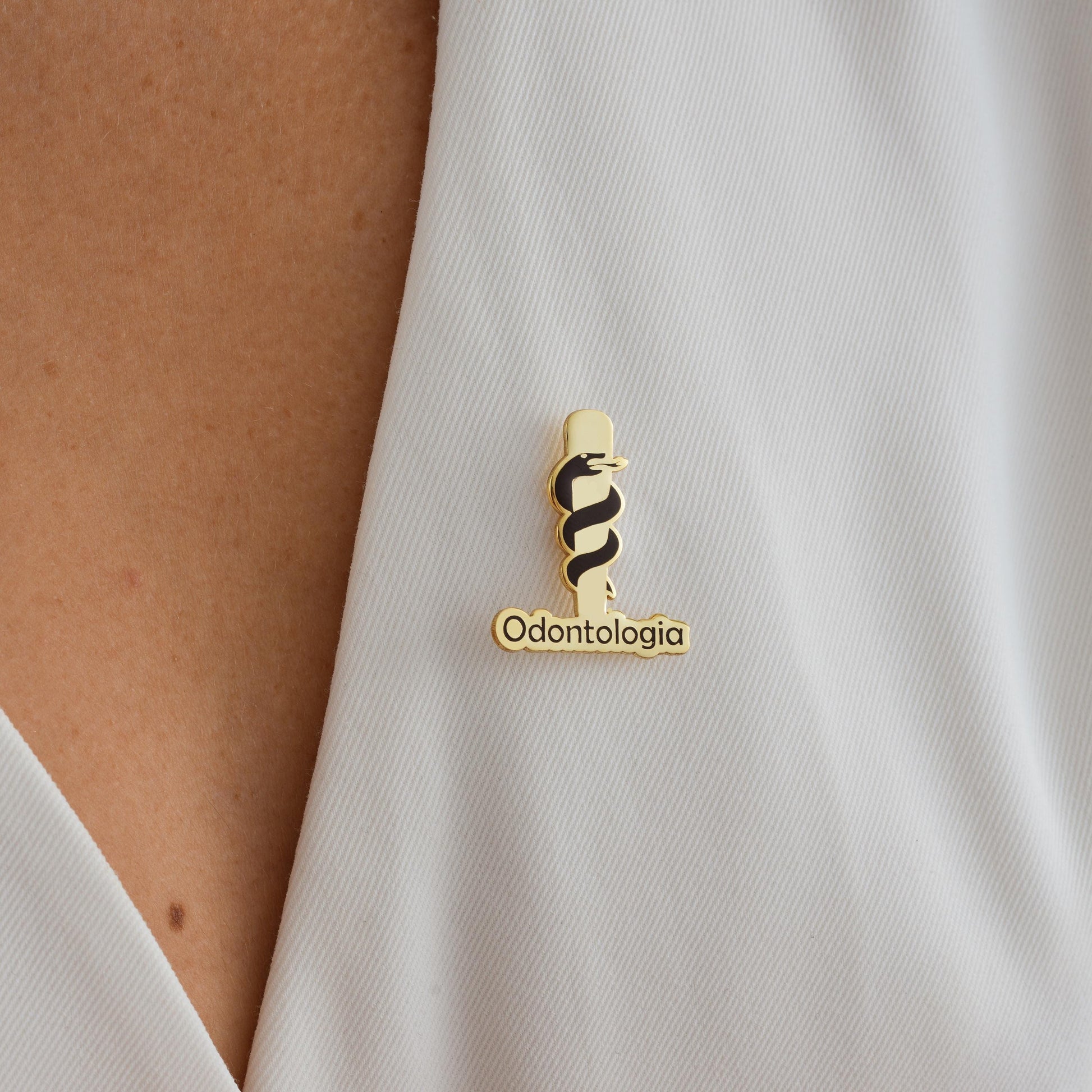 💛 Product Details
• Material: Solid 925 Sterling Silver or 14K solid gold
• Finish: High-polish 
• Size: Approx. 2.2 cm
• Closure: Butterfly clutch pin back
Hypoallergenic  nickel free
Handmade with fine detailing
Odontology Doctors  Dentists Dental Students Orthodontists  White Coat Ceremonies  Graduation Medical Events
Elegant gift box
Ready for gifting or display
Processing time 2 3 business day
Ships from Turkey for EU buyers
USA 2 5 business days
Europe 1 3 business days
