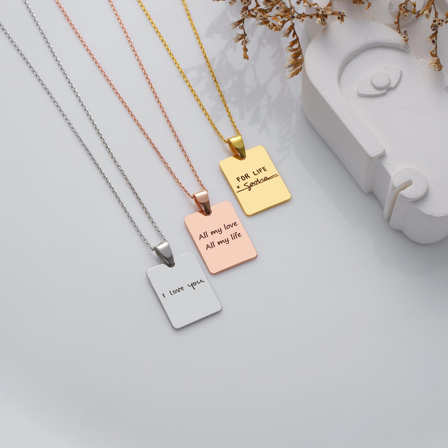 Personalized Engraved Plate Pendant Necklace – Custom Message Jewelry ✨

A timeless necklace designed for your most meaningful words. Engrave your favorite quote, names, or a special date for a truly personal touch.

💛 Product Details
• Material: 925K Sterling Silver / 14K Solid Gold
• Closure: Spring Ring
• Pendant Size: Approx. 15×20mm
• Sold as: Pendant with chain included
• Hypoallergenic & safe for sensitive skin