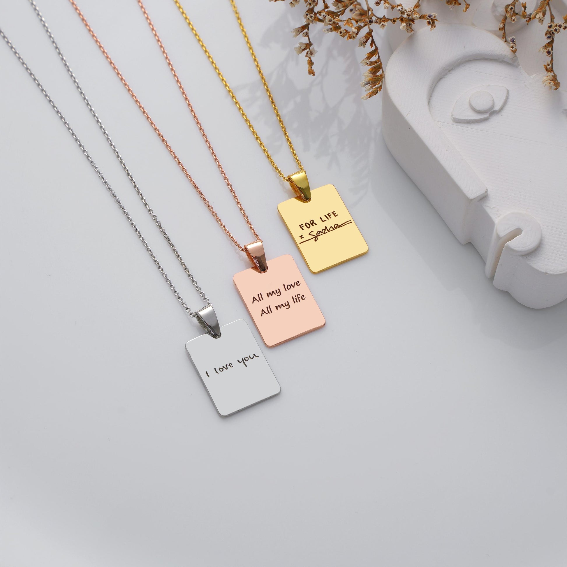 Personalized Engraved Plate Pendant Necklace – Custom Message Jewelry ✨

A timeless necklace designed for your most meaningful words. Engrave your favorite quote, names, or a special date for a truly personal touch.

💛 Product Details
• Material: 925K Sterling Silver / 14K Solid Gold
• Closure: Spring Ring
• Pendant Size: Approx. 15×20mm
• Sold as: Pendant with chain included
• Hypoallergenic & safe for sensitive skin