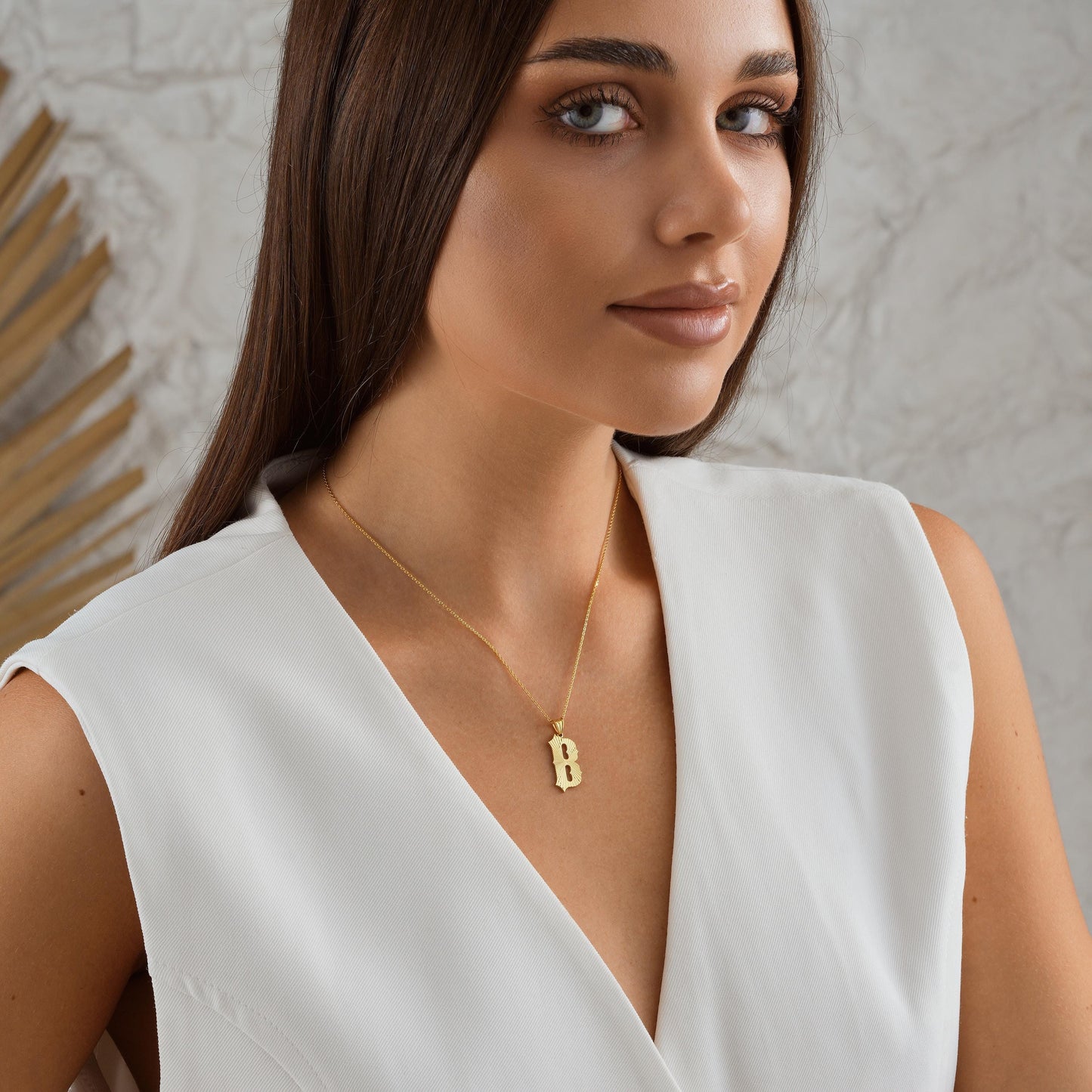 ✨ Fluted Initial Pendant – Bold Letter, Timeless Texture ✨  
Make your mark in style with this bold fluted initial necklace. Featuring a vintage-inspired ridged design, this pendant is crafted in 925K Sterling Silver 14K Solid Gold and offers the perfect balance of statement and elegance. Customize it with your letter of choice for a meaningful everyday piece
🎯 Perfect For  
Bold minimalists – Everyday statement wear – Birthday gifts – Monogram lovers – Vintage-inspired style – Gift for her