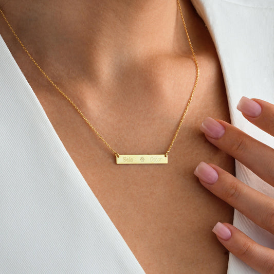 Personalized Bar Name Necklace – Custom Engraved Plate Pendant
A sleek and minimal necklace with a personalized bar pendant, perfect for engraving names, dates, or special symbols. Ideal as a gift for her, anniversaries, or everyday wear.
Material 925K Sterling Silver / 14K Solid Gold Closure: Spring Ring
Pendant Size: Approx. 35×5mm  Sold as: Pendant with chain included
Hypoallergenic & safe for sensitive skin
Anniversary  Birthday Graduation Everyday Wear Bridesmaid Gift Friendship Jewelry