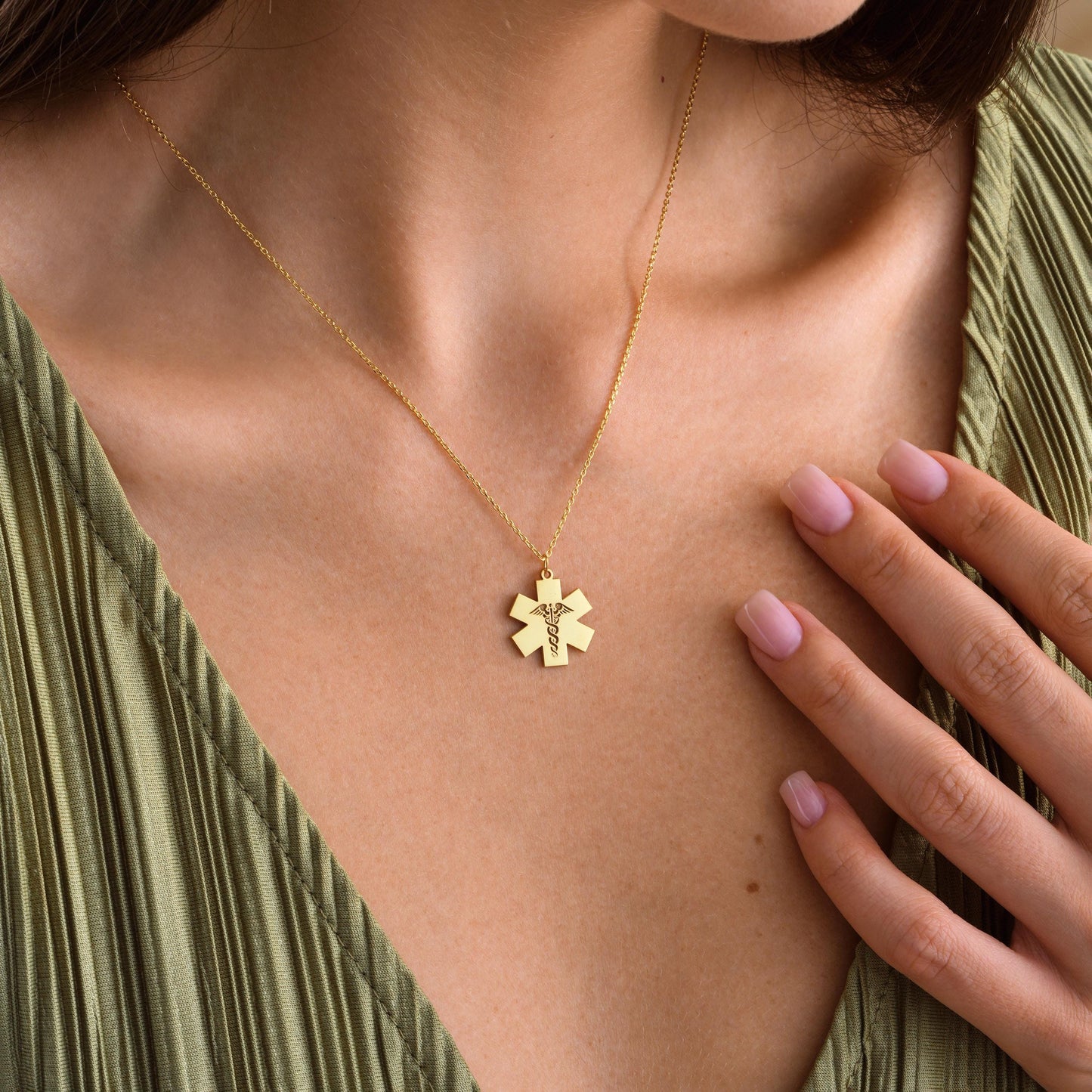 ✨ Star of Life Necklace – Engraved Caduceus Pendant ✨  

A meaningful and elegant necklace featuring the Star of Life medical symbol with an engraved caduceus sign. Perfect for paramedics, doctors, nurses, or as a gift for someone in the medical field.

💛 Product Details  
• Material: 925K Sterling Silver / 14K Solid Gold  
• Closure: Spring Ring  
• Pendant Size: Approx. 20mm  
• Sold as: Pendant with chain included  
• Hypoallergenic & safe for sensitive skin