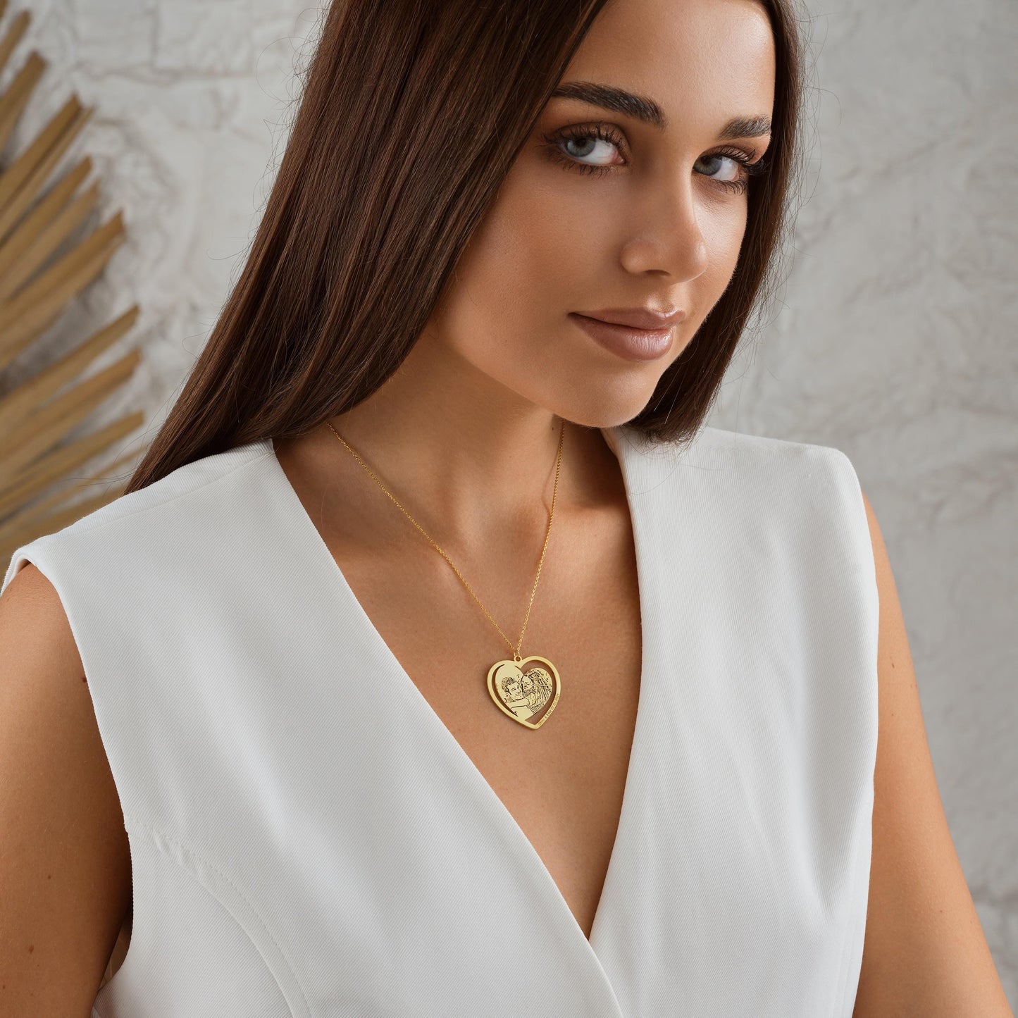 ✨ Custom Heart Photo Engraved Necklace – Personalized Memory Keepsake ✨

A beautiful and meaningful necklace featuring your favorite photo engraved on a heart-shaped pendant. Perfect for capturing special memories and gifting to loved ones.